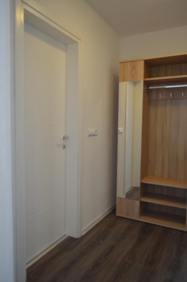Katarica Hotel Korenica Ngoại thất bức ảnh